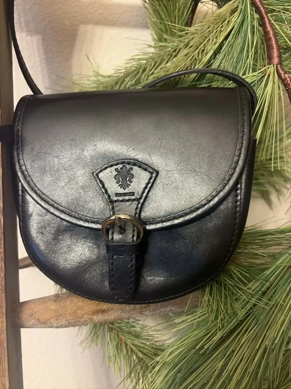 Vera Pelle Made In Italy Black Leather Saddle Crossbody Bag
